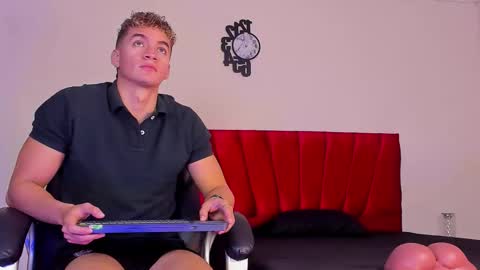 Paull George online show from 10-02-25, 01:51