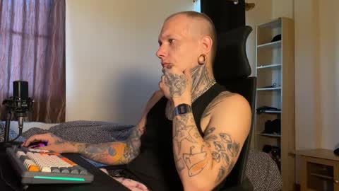 Paul online show from 01-09-26, 08:06