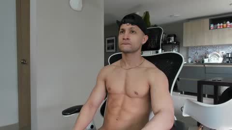 Snapshot of paul_reyborg chatting on 09-28-25, 02:22 Paul online show from 09-28-25, 02:22