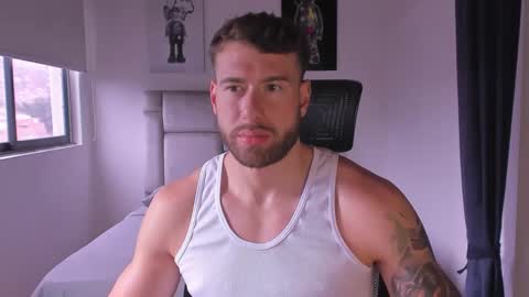 Snapshot of paul_roger chatting on 03-12-25, 03:51 PAUL ROGER online show from 03-12-25, 03:51