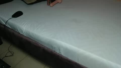 Snapshot of paulahlyn chatting on 04-15-26, 04:30 paualah online show from 04-15-26, 04:30