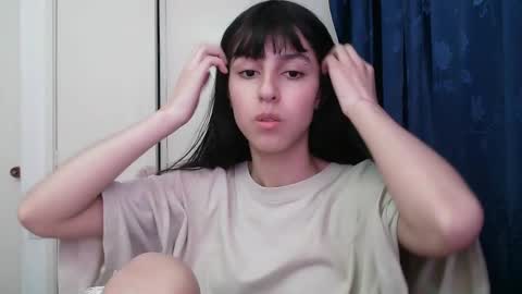 Snapshot of paulainblue chatting on 12-03-24, 04:14 online show from 12-03-24, 04:14