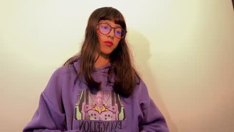   online show from 07-06-26, 06:32