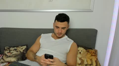 paulblack021 online show from 02-02-25, 09:45