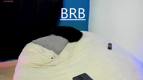 Paulina online show from 10-19-25, 08:09