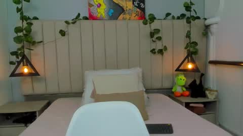 PAULINA  online show from 02-26-26, 08:19