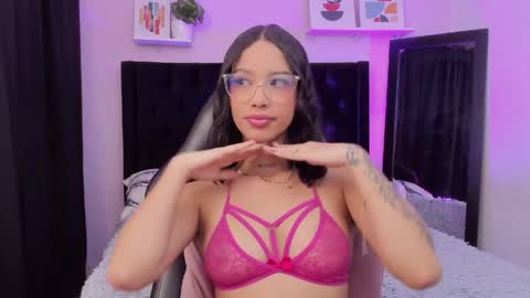 PAULINA  online show from 04-10-26, 08:46