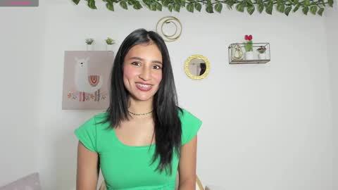 paulina moos 1 online show from 01-31-25, 08:22