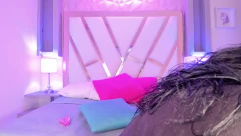 Snapshot of paulina_ruiz_ chatting on 10-22-25, 10:20 online show from 10-22-25, 10:20