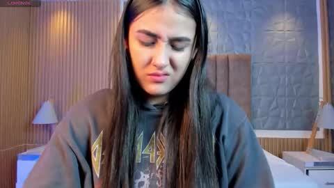 Paulina  online show from 12-21-25, 11:50