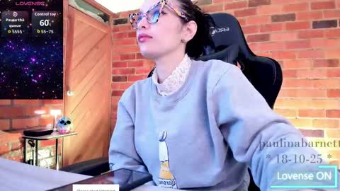Paulina online show from 10-18-25, 07:53