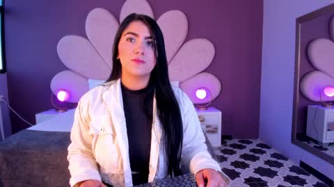 Paulina online show from 01-23-25, 01:24