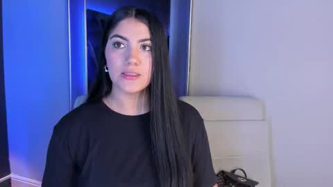 Paulina online show from 10-13-25, 07:03