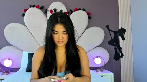 Paulina online show from 10-25-25, 02:24