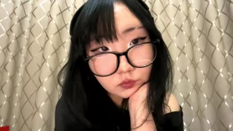 Yuna online show from 02-25-26, 02:16