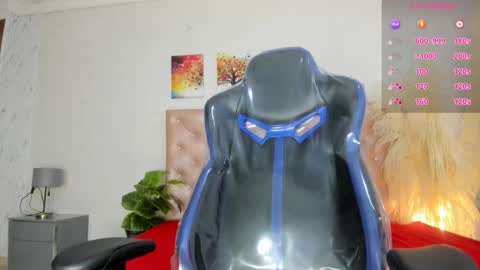 Snapshot of paulinasaeenz chatting on 11-04-25, 12:59 PaulinaSaennz online show from 11-04-25, 12:59