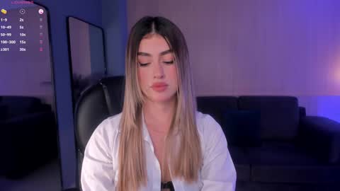 Paulina Santos  online show from 03-12-25, 10:17