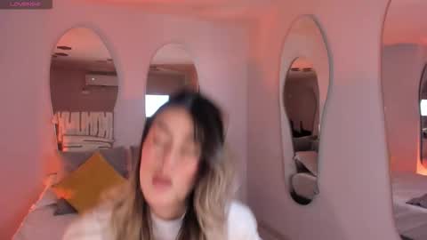 Paulina Santos  online show from 09-10-25, 07:03