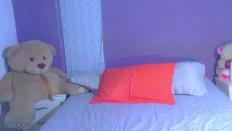 Snapshot of paulinawilliams chatting on 07-14-26, 06:13 paulina online show from 07-14-26, 06:13