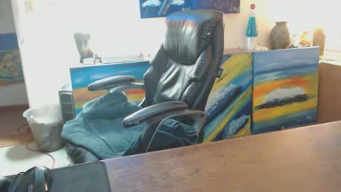Snapshot of paulleroy chatting on 03-03-25, 10:42 paulleroy online show from 03-03-25, 10:42