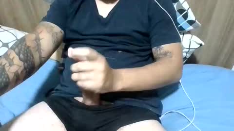 Snapshot of paulo_22cm chatting on 06-06-26, 06:12 paulo_22cm online show from 06-06-26, 06:12