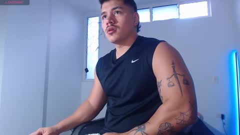 Paulo online show from 10-22-25, 01:00