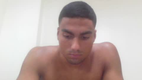 Snapshot of paulobonaventuree chatting on 04-13-26, 04:34 paulo online show from 04-13-26, 04:34