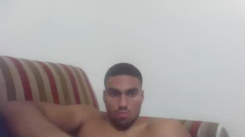 Snapshot of paulobonaventuree chatting on 05-19-26, 09:32 paulo online show from 05-19-26, 09:32