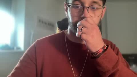 Snapshot of paulsimpsn chatting on 09-22-25, 04:09 love bush online show from 09-22-25, 04:09