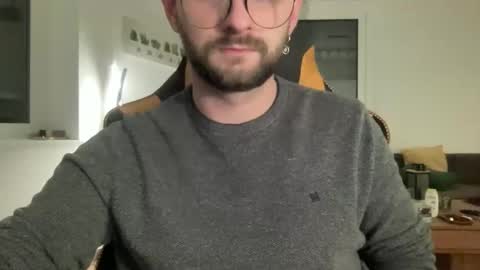 Snapshot of paulsimpsn chatting on 11-17-25, 03:51 love bush online show from 11-17-25, 03:51