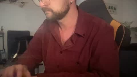 Snapshot of paulsimpsn chatting on 07-06-26, 01:30 love bush online show from 07-06-26, 01:30