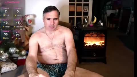 paulyandrew online show from 12-22-25, 08:39