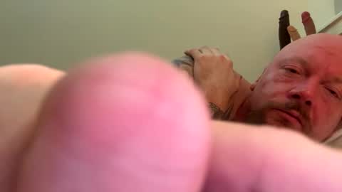 Snapshot of paulyb445 chatting on 12-04-25, 01:04 paulyb445 online show from 12-04-25, 01:04