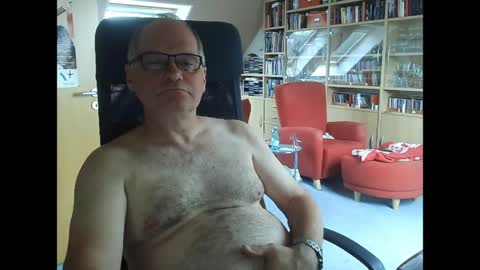 Pavlov aka Peter online show from 05-11-26, 08:20