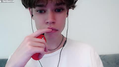 pawclaw online show from 10-21-25, 10:49