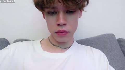 pawclaw online show from 11-21-25, 08:18