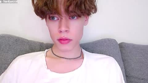 pawclaw online show from 11-26-25, 09:38