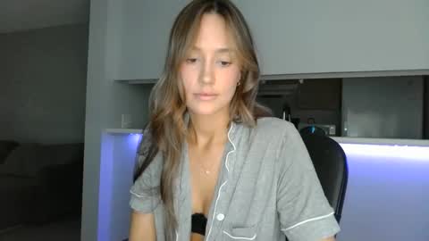 Snapshot of paytondreams chatting on 10-02-25, 12:50 Payton online show from 10-02-25, 12:50