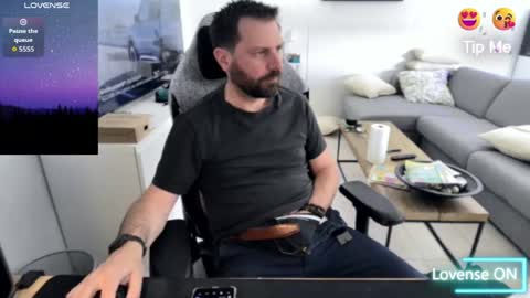 Snapshot of pc92160 chatting on 04-06-26, 10:16 pc92160 online show from 04-06-26, 10:16