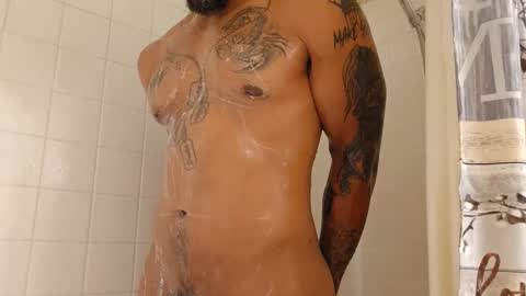 Snapshot of pcuddy3 chatting on 10-19-25, 01:56 Phenomenal online show from 10-19-25, 01:56