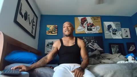 Snapshot of pcuddy3 chatting on 11-07-25, 05:13 Phenomenal online show from 11-07-25, 05:13