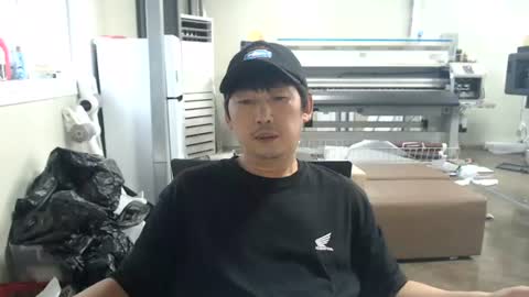 Snapshot of pcx28 chatting on 07-02-26, 08:09 pcx28 online show from 07-02-26, 08:09