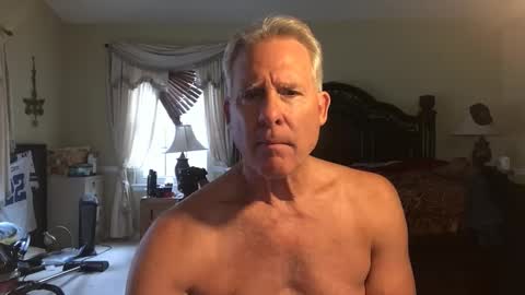 peacemakerone1 online show from 11-29-25, 09:07