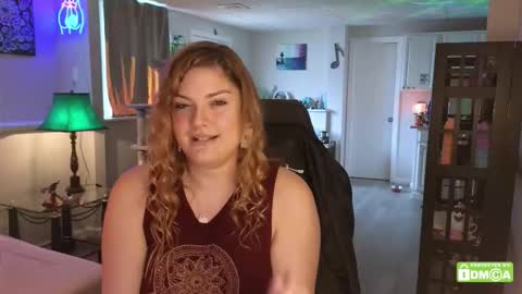   online show from 10-14-25, 08:09