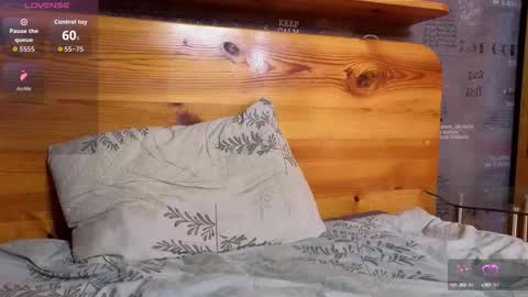 Peach boy  online show from 09-15-25, 07:08