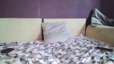 Snapshot of peach_boo chatting on 07-27-26, 05:58 Andrea online show from 07-27-26, 05:58