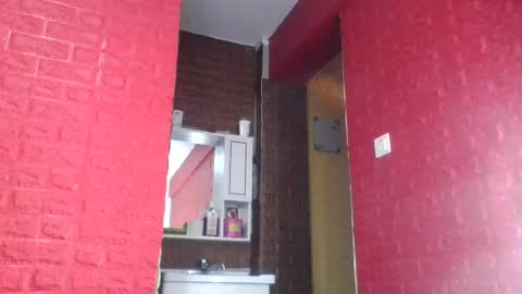 Snapshot of peach_melbah chatting on 06-12-26, 09:19 peach_melbah online show from 06-12-26, 09:19