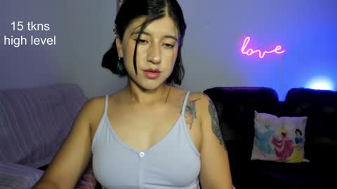 Snapshot of peach_paradisee chatting on 01-17-25, 02:39 S online show from 01-17-25, 02:39
