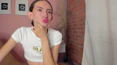 peach tyron online show from 01-15-25, 11:51