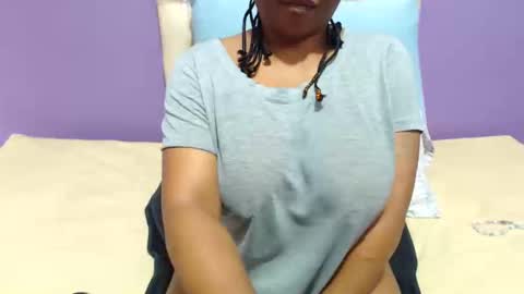 Snapshot of peachassxx chatting on 02-01-25, 06:43 peachy online show from 02-01-25, 06:43